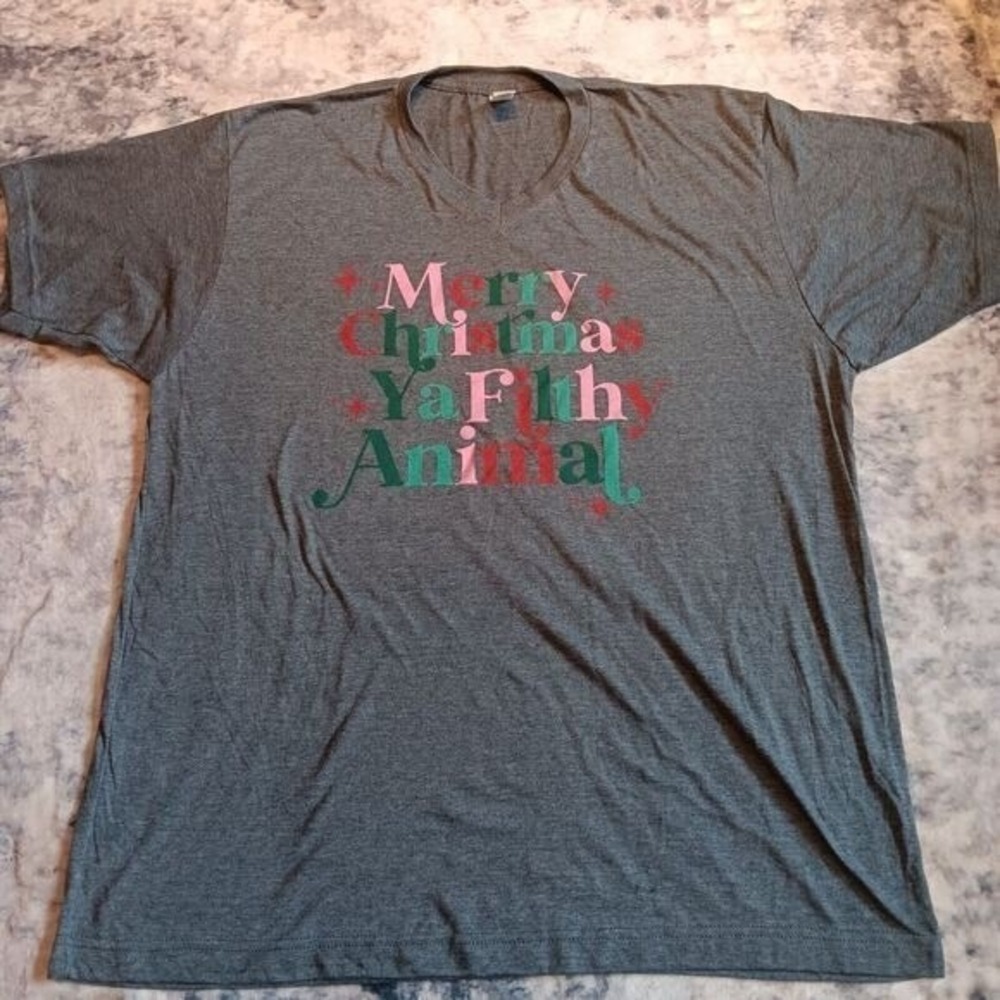 Home Alone Merry Christmas Ya Filthy Animal Grey V-neck T-shirt XXL